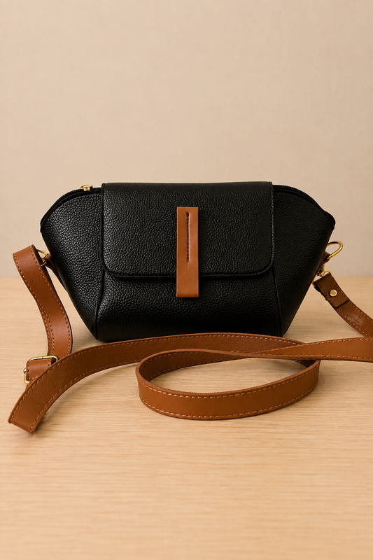 Classic Crossbody Bag - Black